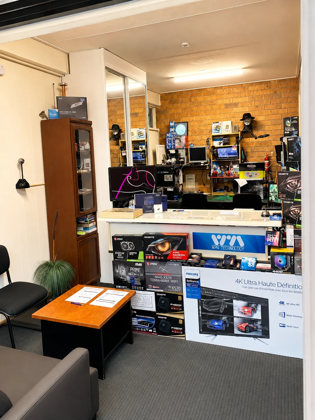 Current WhitePointerNet and WPN Technology headquarters workshop at Peggotty Avenue, Ambarvale.